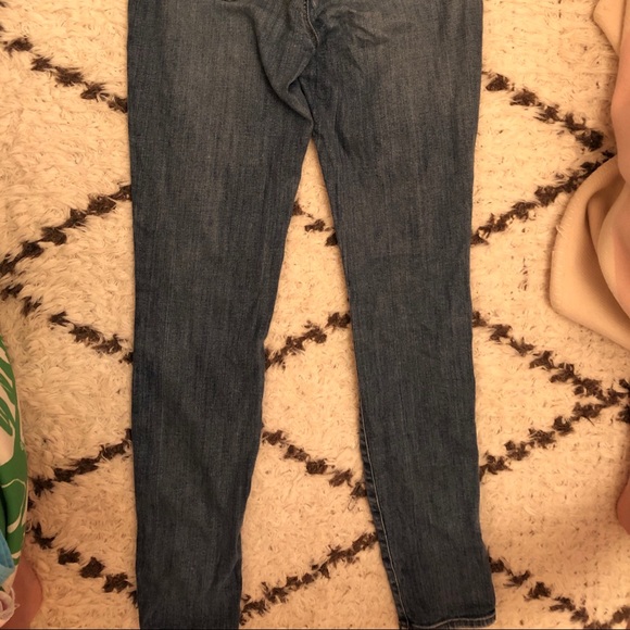 Too big - Picture 5 of 6